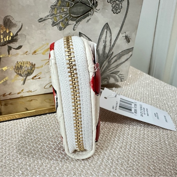 Coach Essential Small Zip Around Card Case With Quilting And Heart Print CBR71 - Picture 10 of 13